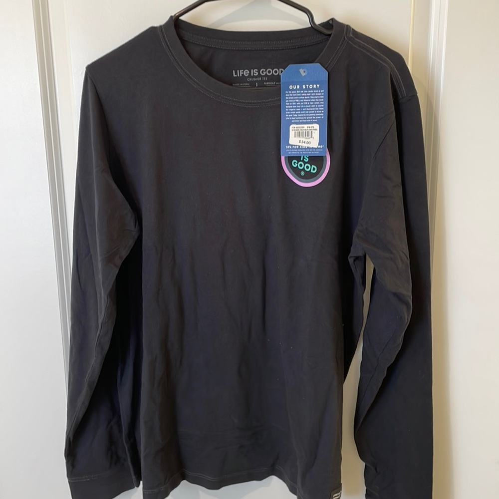 Womens Life is Good NWT long sleeve tee